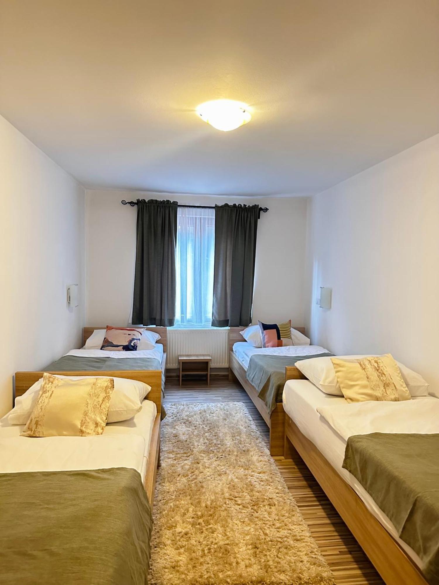 Motel Stovrela Казін Екстер'єр фото